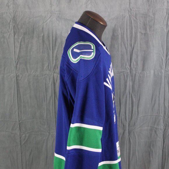 Vancouver Canucks Jersey (Retro) - Home Jersey by Reebok - Men's XL - Picture 7 of 9